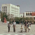 Центральная грозненская площадь имени В. И. Ленина