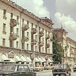 Улица Мира. Универмаг возле центрального рынка.