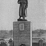 Памятник на братской могиле воинам XI Красной армии, погибшим в годы гражданской войны (станица Шелковская)